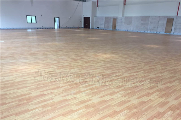 運(yùn)動(dòng)木地板,運(yùn)動(dòng)地膠,運(yùn)動(dòng)館地板 運(yùn)動(dòng)木地板,運(yùn)動(dòng)地膠,運(yùn)動(dòng)館地板