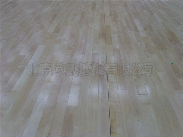 運(yùn)動(dòng)木地板