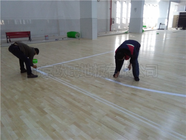 運(yùn)動(dòng)木地板
