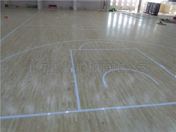 運(yùn)動(dòng)木地板